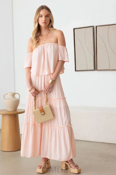 Gilli Frill Off-Shoulder Tiered Dress Trendsi OMDEL.COM