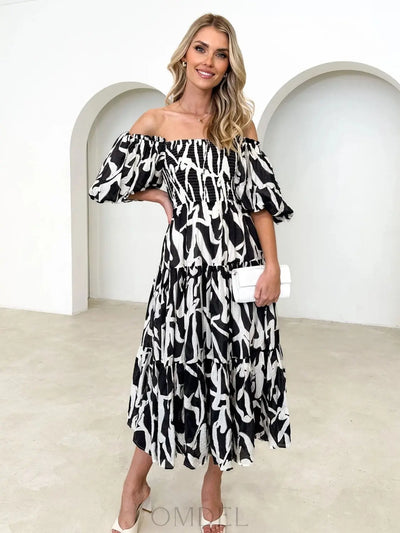 Printed Smocked Off-Shoulder Tiered Dress Trendsi OMDEL.COM