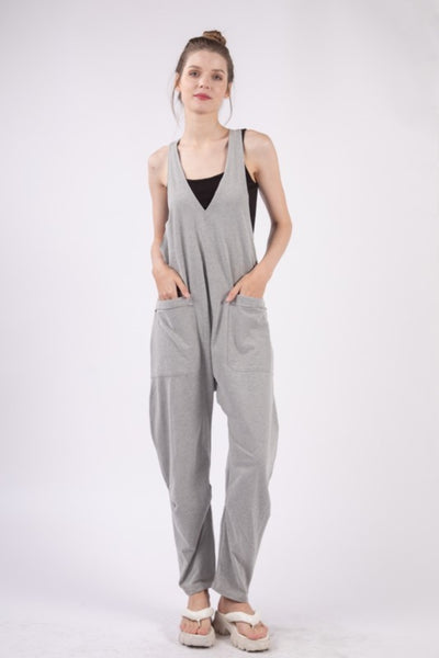 VERY J  Plunge Sleeveless Jumpsuit with Pockets Trendsi OMDEL.COM